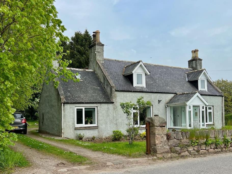 Cosy Country House In Deeside Finzean Pokoj fotografie