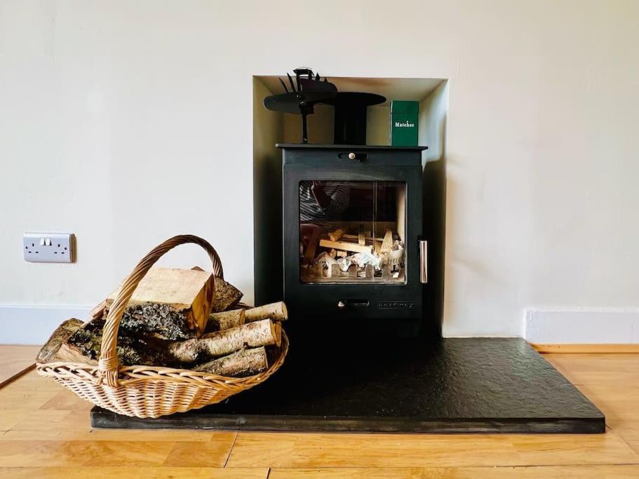 Cosy Country House In Deeside Finzean Exteriér fotografie